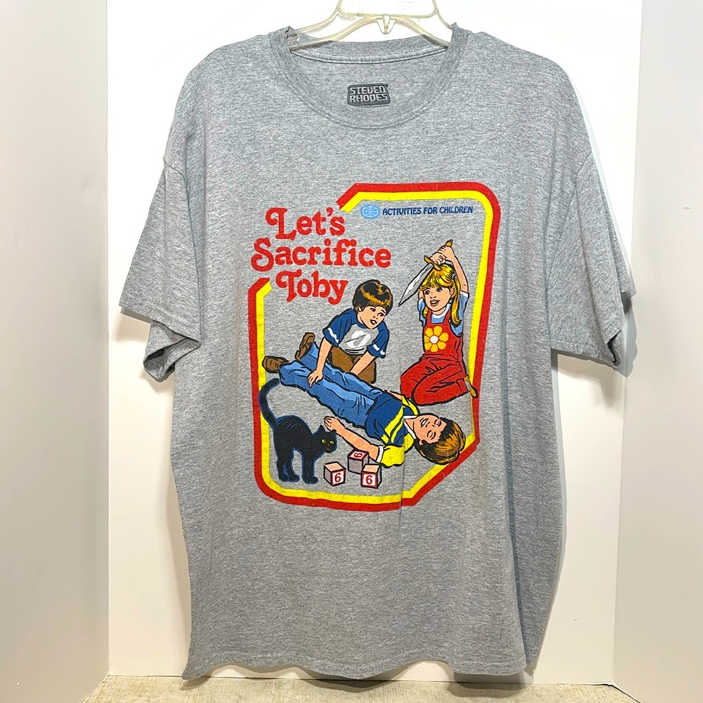 Mens Steven Rhodes "Lets Sacrafice Toby" T-Shirt Size XL (EUC)